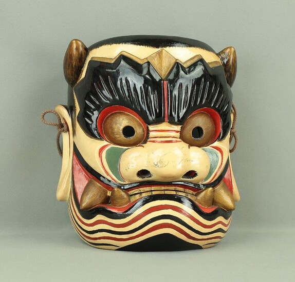 Mask - Wood - Wood Kagura play Warrior mask - Takeminakata no kami 建御名方神 (God of Wind, Water, Agriculture and Hunting) - Japan - Shōwa period (1926-1989)