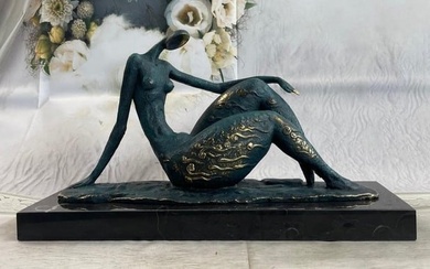 Mesmerizing Modern Abstract Woman Bronze Sculpture