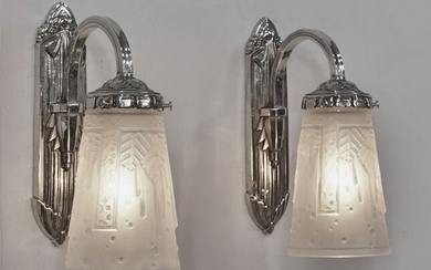 Muller frères - A pair of French art deco wall sconces