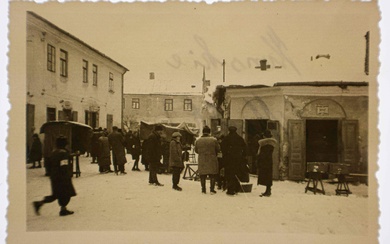 ORIGINAL PHOTOGRAPH FROM THE KONSKIE GHETTO