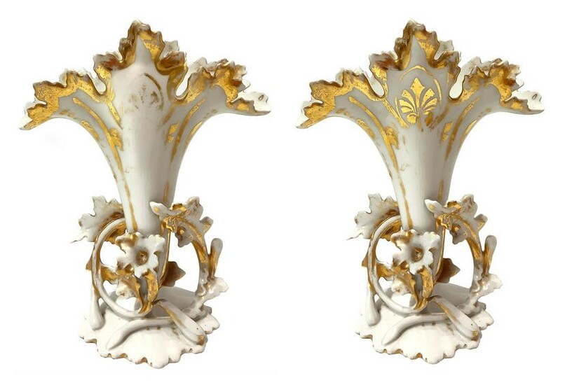 Pair of porcelain vases, Louis Philippe, nineteenth