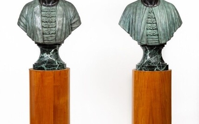 *Paire de bustes de nubiens en bronze, sur des socles en marbre. H_97 cm et...