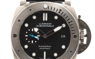 Panerai Submersible PAM01305 Date Titanium Rubber Black Dial Mens Watch