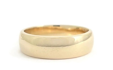 Plain Gold Wedding Band Ring 14K Yellow Gold, Size 7.5, 5.5 mm, 5.44 Grams