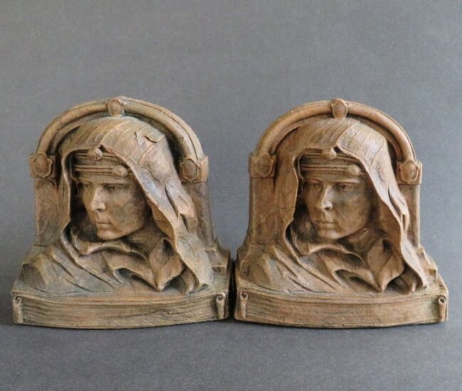 Set 2 Art Deco Bookends Lawrence of Arabia Syroco 1920s