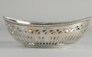 Silver bonbon dish, 925/000, oval model with sawn bars