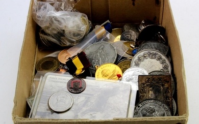 Tokens, medallions, copies etc, a quantity in a box.