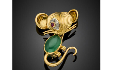 VAN CLEEF & ARPELS Yellow gold and platinum mouse shaped brooch with green microcrystalline quartz, diamonds and ruby for the...