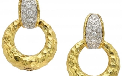 Van Cleef & Arpels Diamond, Gold Earrings Stones