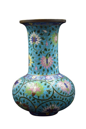 Vase en faïence de Creil Montereau décoré... - Lot 33 - MJV Soudant