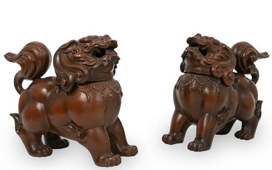 Vintage Chinese Pair Of Foo Dogs