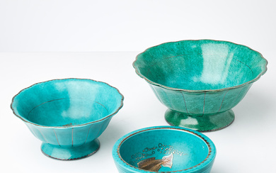WILHELM KÅGE. 3 dlr, “Argenta” bowls, Gustavsberg, green glaze with silver decor.