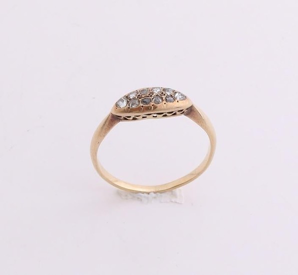 Yellow gold ring, 585/000, with old diamond. Ring at