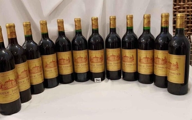 12 bottles château FONREAUD 1975 LISTRAC MEDOC CRU BOURGEOIS. Perfect labels and levels