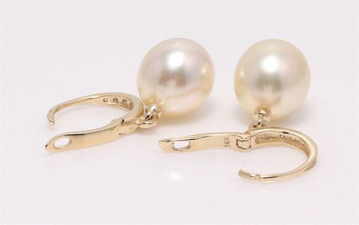 14 kt. Yellow Gold - 9x10mm Golden South Sea Pearl