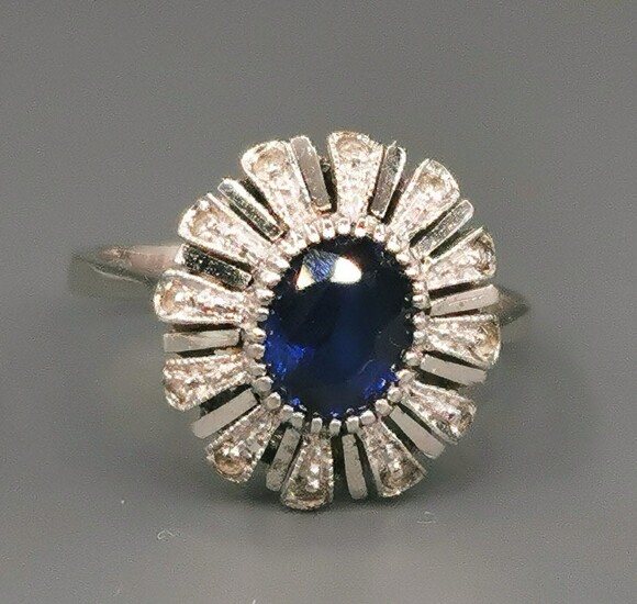 18 kt 750 carat white gold women's ring with sapphires