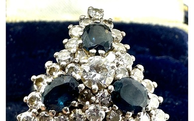 18ct white gold diamond & sapphire ring est 1ct diamonds cen...