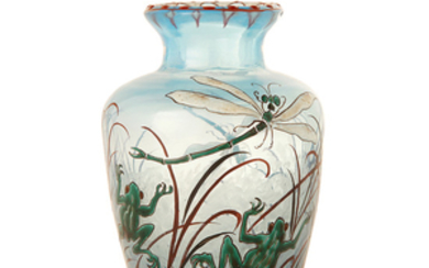ÉMILE GALLÉ (1846-1904) Petit vase ovoïde à col...