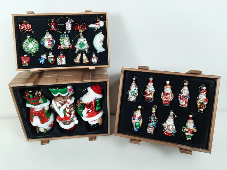 38 Thomas Pacconi Classics Christmas Ornaments