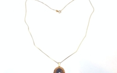 14K Gold and pearl necklace and pendant,...