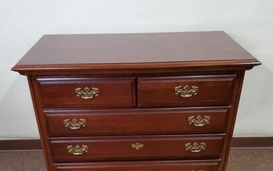 5 Drawer Chest by Dixie