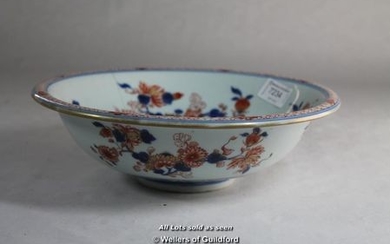 A 19th Chinese imari bowl, 26cm diameter.