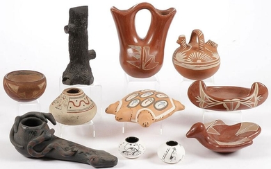 8 NATIVE AMERICAN POTTERY PIECES