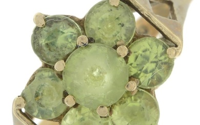9ct gold peridot cluster ring