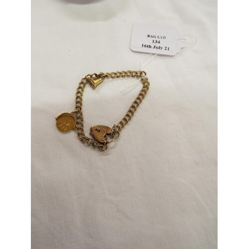 A 9ct gold charm bracelet with heart padlock 8.37g