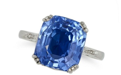 A CEYLON NO HEAT SAPPHIRE RING in white gold, set with an octagonal step cut sapphire of approxim...
