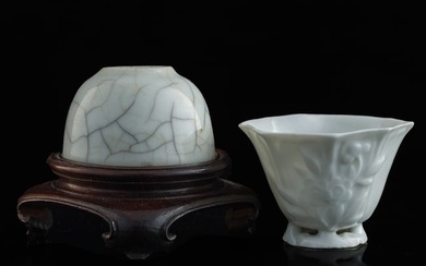 A Chinese ge-glaze water coupe and Dehua blanc-de-chine cup, 19th century