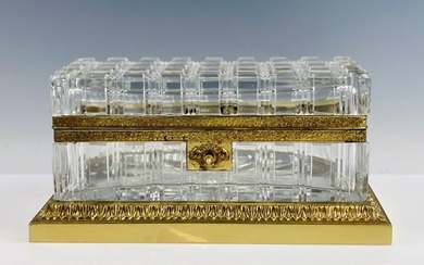 A LARGE DORE BRONZE MOUNTED BACCARAT CRYSTAL BOX