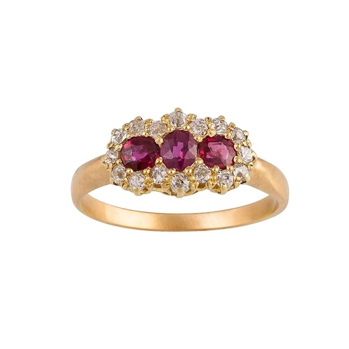 A RUBY AND DIAMOND TRIPLE CLUSTER RING, set with old cut dia...
