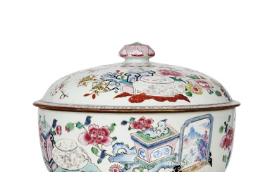A TUREEN, CHINA, QING DYNASTY, 18TH CENTURY