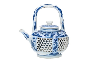 (-), A blue and white porcelain teapot with...
