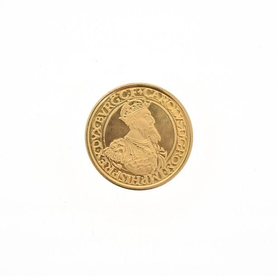 A gold coin of 50 Ecu Belgium Charles V
