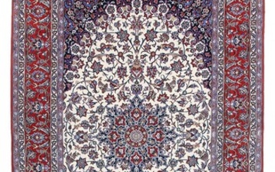 SOLD. A signed Isfahan rug, Persia. Medallion design. C. 900.000 kn. pr. sqm. 238 x 158 cm. – Bruun Rasmussen Auctioneers of Fine Art