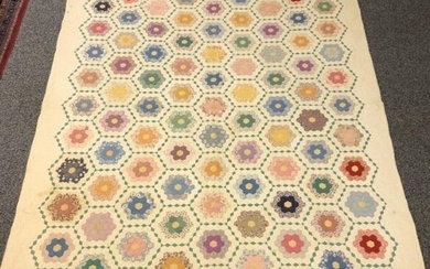 AMERICAN FLORAL QUILT, 8'1" X 7'2"