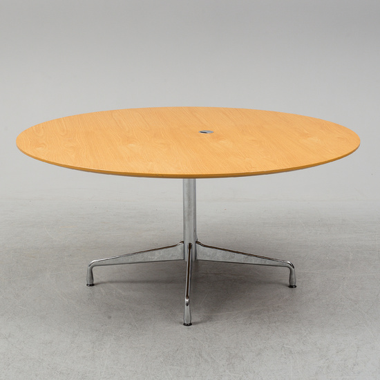 An office table by Charles & Ray Eames for Vitra.
