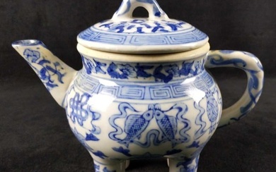 Antique 19c Qianlong 4 Leg Chinese Porcelain Teapot