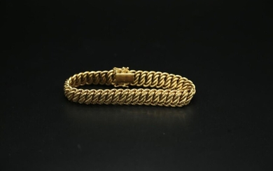 * Bracelet en or jaune 750 millièmes maille américaine - 20.94 g / L. 19,5 cm - l. 1,7 cm