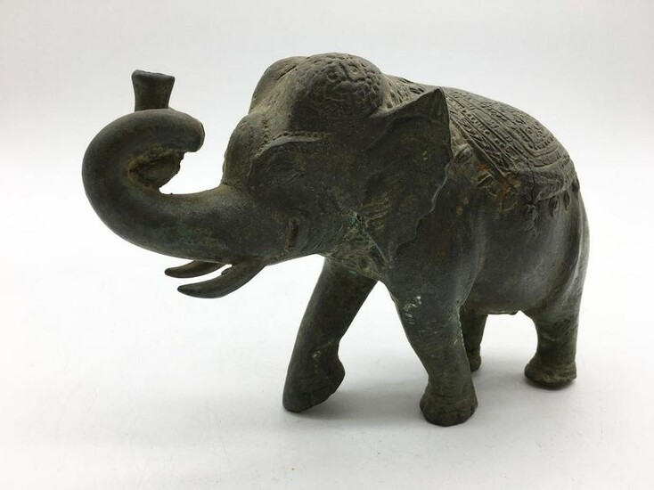 Bronze figure of an elephant