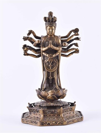 Buddhistische Figur wohl 19. Jhd. | Buddhist figure, probably 19th century
