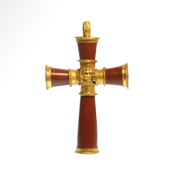 Byzantine Gold and Agate Cross, c. 10th -12th Century