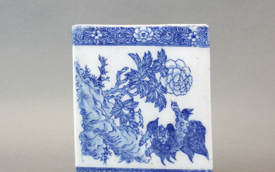 CHINESE PORCELAIN PILLOW.
