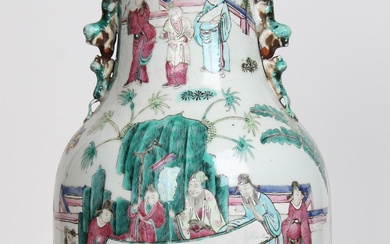 Chine, XXe siècle Vase balustre en porcelaine... - Lot 134 - Osenat