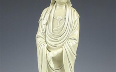 (-), Chinees porseleinen blanc-de-chine sculptuur met voorstelling van...