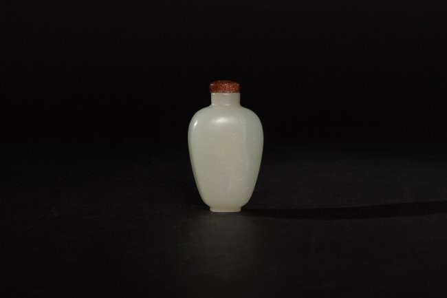 Chinese Jade Snuff Bottle, 18th Century