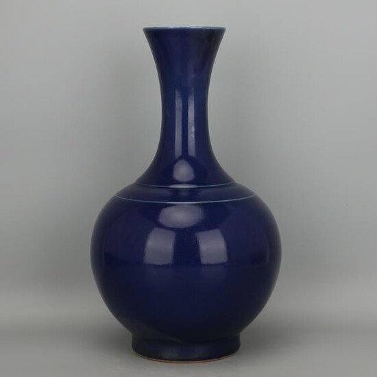 Chinese Ji blue glaze Porcelain Vase