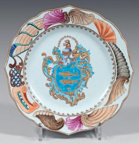 Chinese porcelain plate. Qianlong, 18th century.